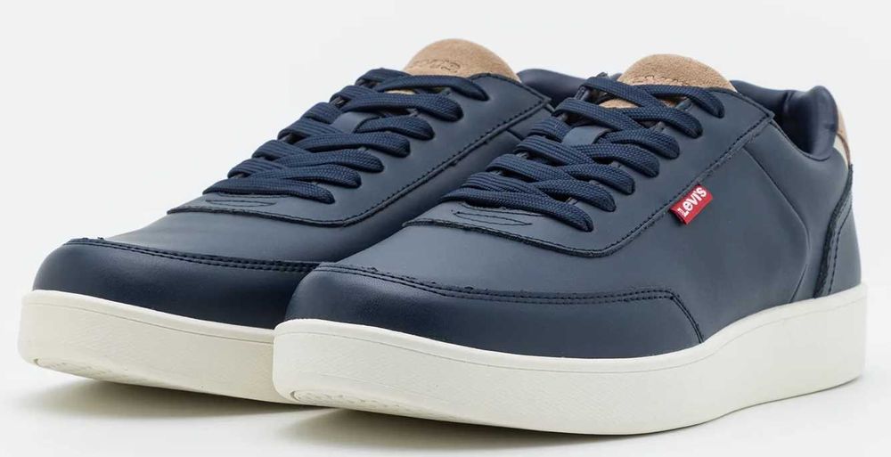 Levi's оригинални, естествена кожа, номер 46