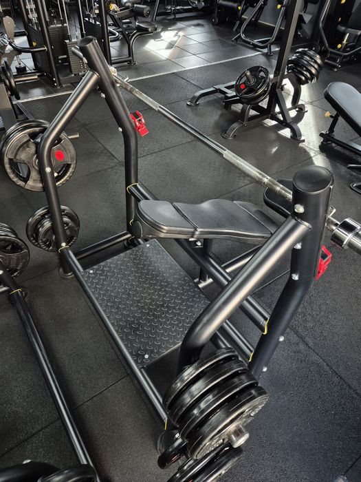 Bancă piept drept și înclinat