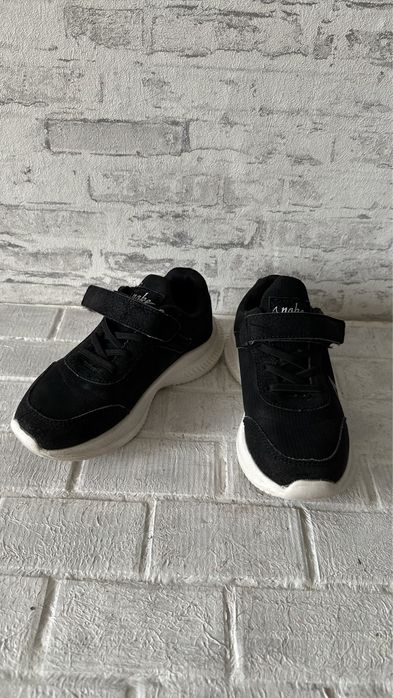 Кроссовки  на мальчика. 31 размер