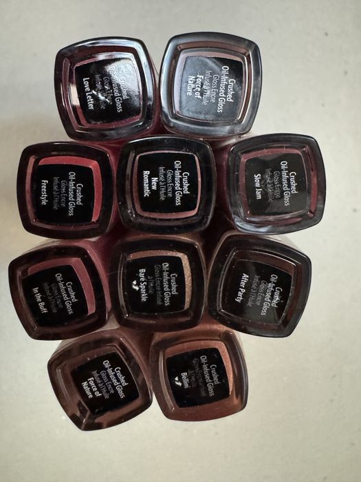 Блеск для губ Bobbi brown