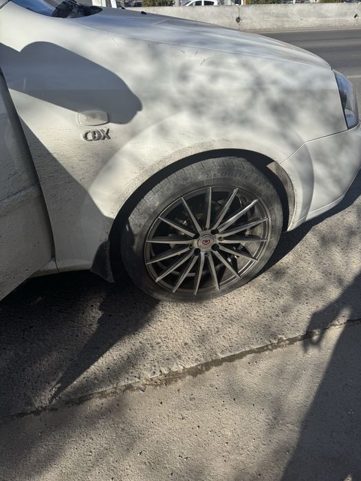 Vossen saka diska 17 razmer kelishamiz