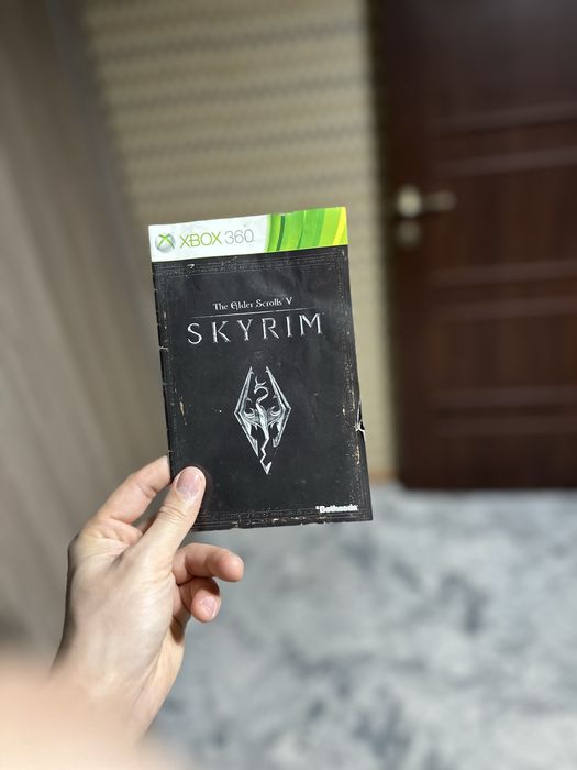 SKYRIM V The Gilder Scrolls  Xbox 360 диск
