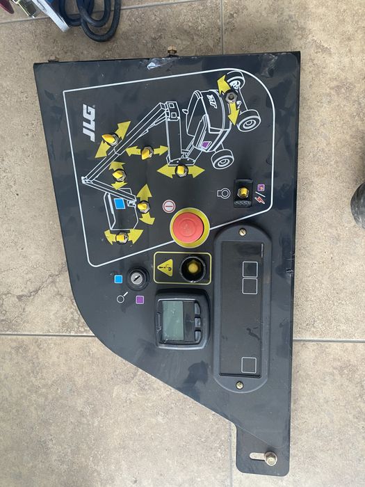 Piese pentru nacele JLG , joystick , calculator , bord complet ,ect
