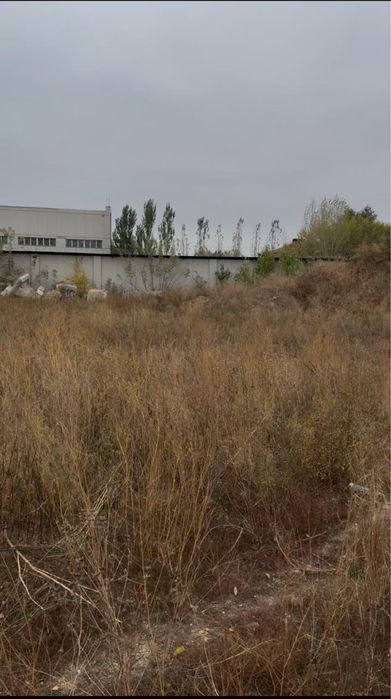 Земельный участок