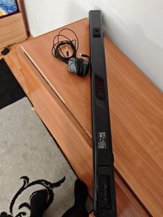 Vând boxa soundbar 30w