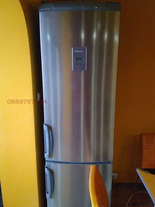 Дава се под наем Тристаен апартамент в Перник, Център - 62 кв.м за 438.6 € - Снимка #16