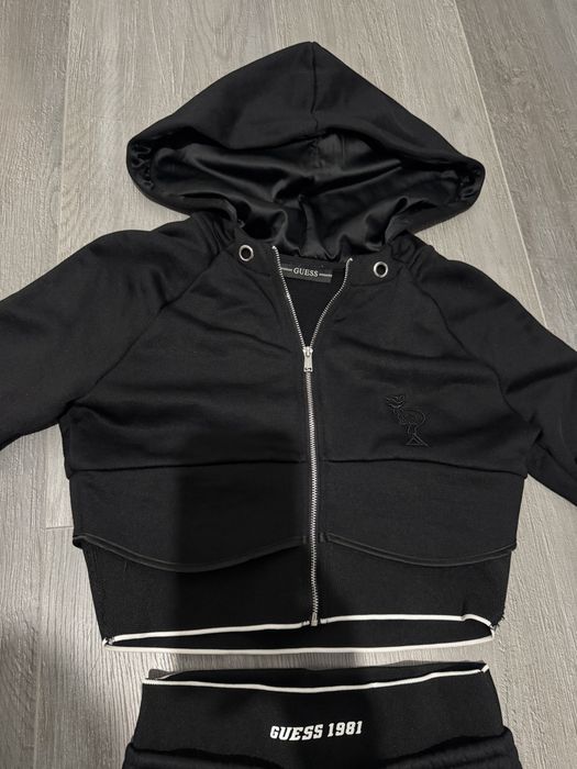 Дамски екип горно и долно Guess Оригинални размер S