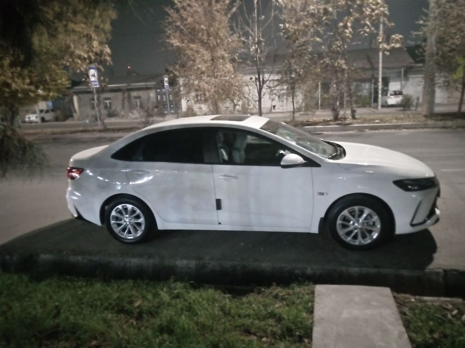 Monza sotiladi 2023 yil yurgani 16014 km