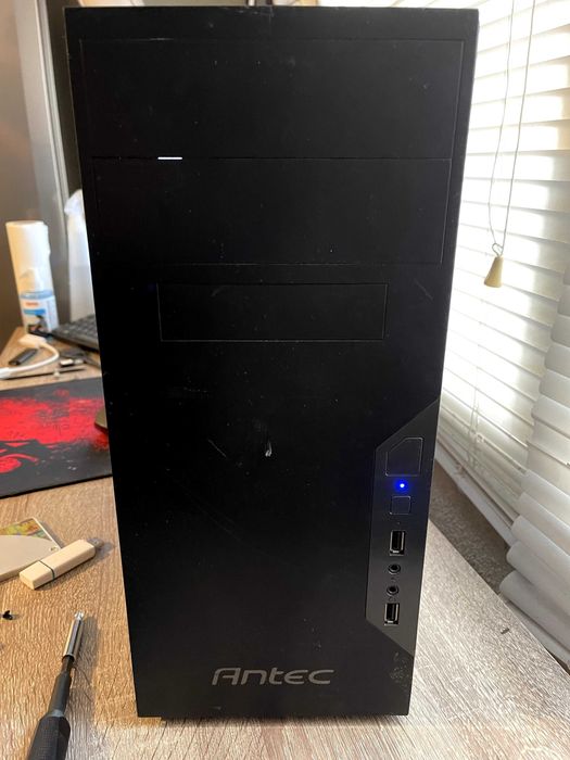 Unitate PC Light Gaming i5-4690 8GB RAM GT 730 2GB SSD 128GB HDD 2TB