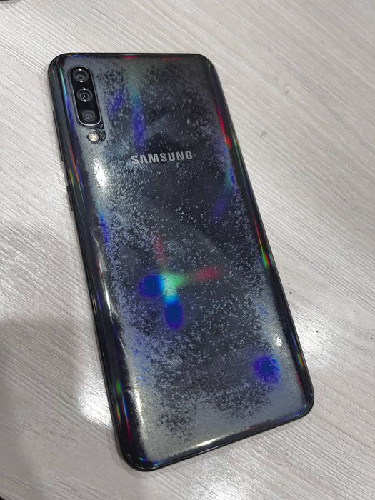 Samsung А50 64гб