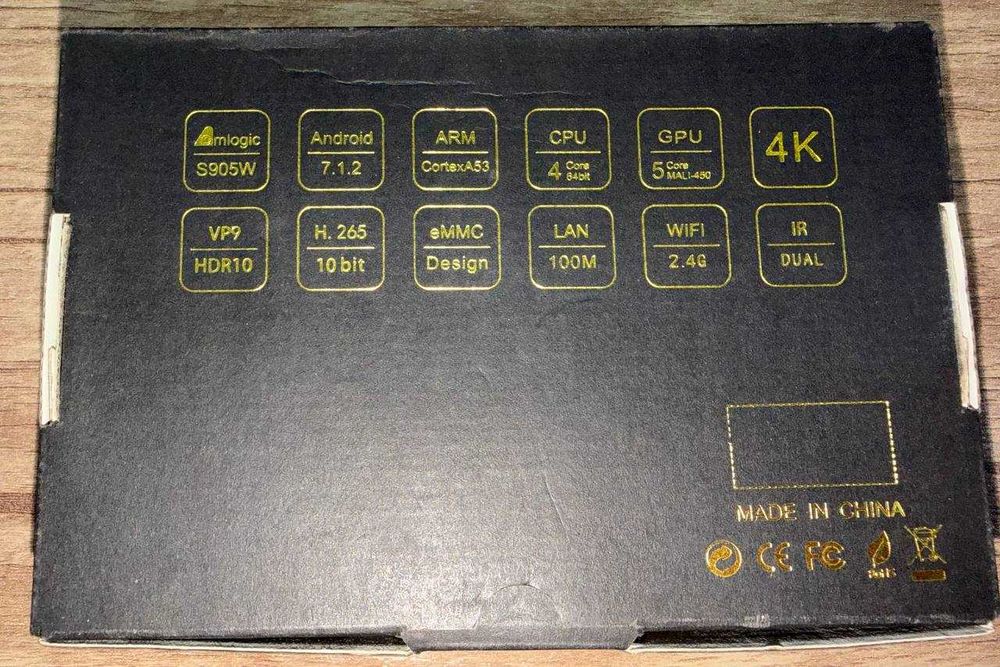 Продаю ТВ-приставку X96 Mini которая превращает телевизор в Smart TV