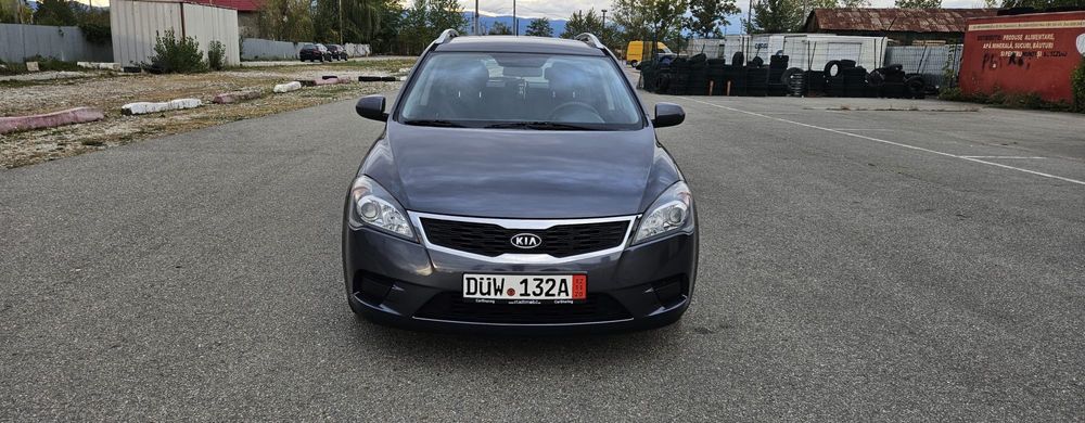 Vand Kia Ceed 1.6 diesel Euro 5 An 2010 0️⃣7️⃣6️⃣1️⃣5️⃣1️⃣9️⃣0️⃣2️⃣0️⃣