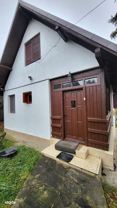 Casă în zona cu cel mai pur aer, lângă Terenul de Golf, Breaza, PH