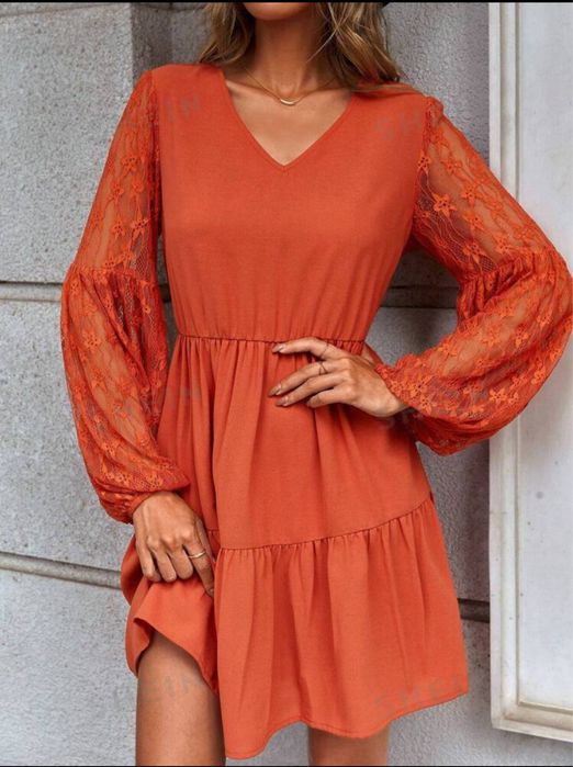Дамска рокля в стеахотен оранжев цвят