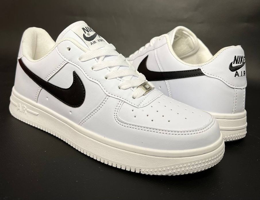 Кроссовки Nike Air Force