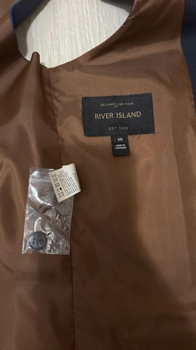 Costum bărbat 4 piese River Island