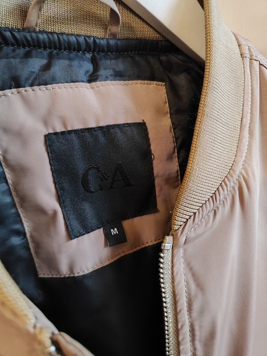 Стильный бомбер C&A (Германия)