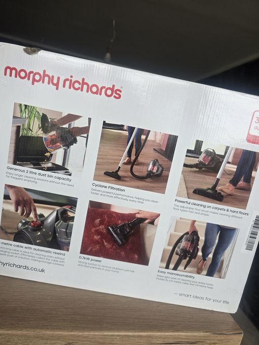 Прахосмукачка Morphy richards