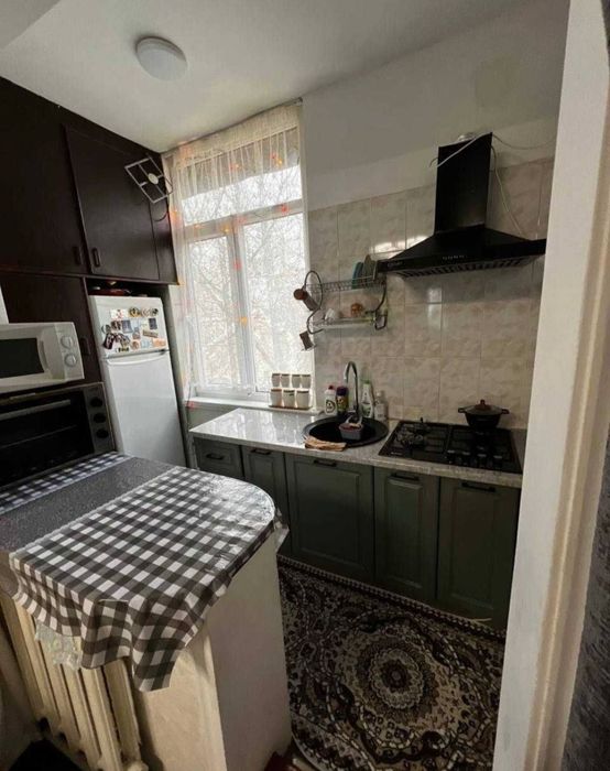 Продается уютная 2в3 комн. на Буз-1 метро БИЙ! Ваша идеальная крепость