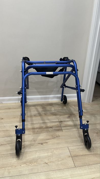 Продам ходунки детские Doc ortopedia