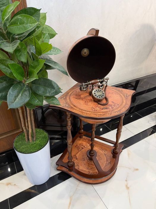 Глобус  телефон  неповторимый падарок