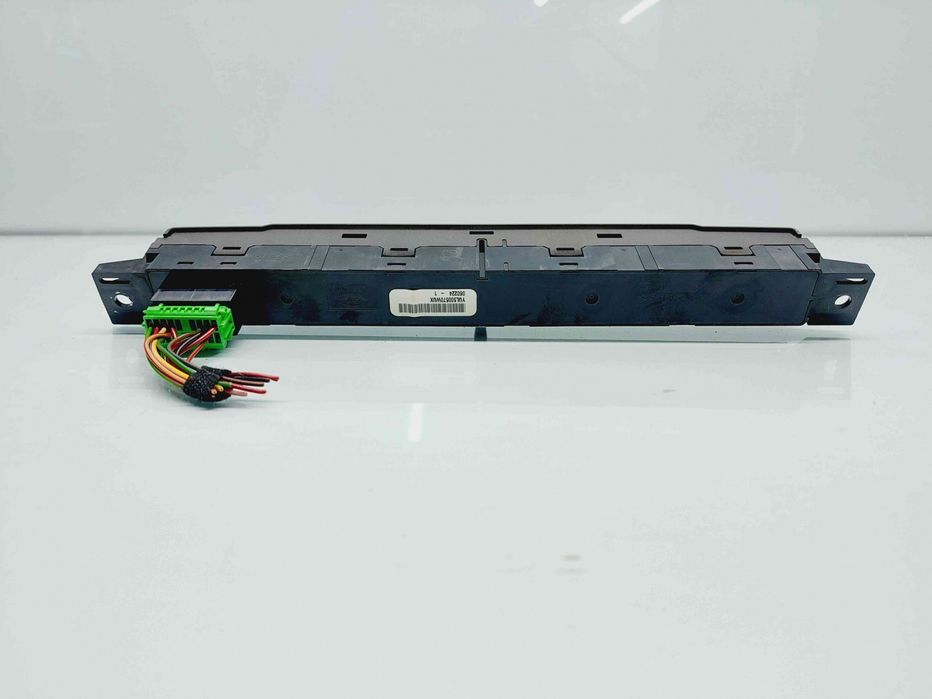 Panou media LAND ROVER RANGE ROVER SPORT (L320) [Fabr 2005-2009] YUL5