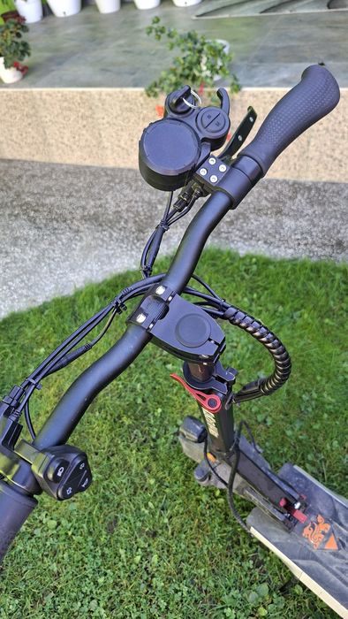 Vând kukirin M4 MAX