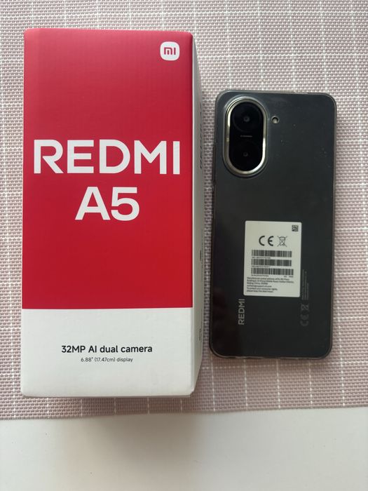 Телефон почти новый