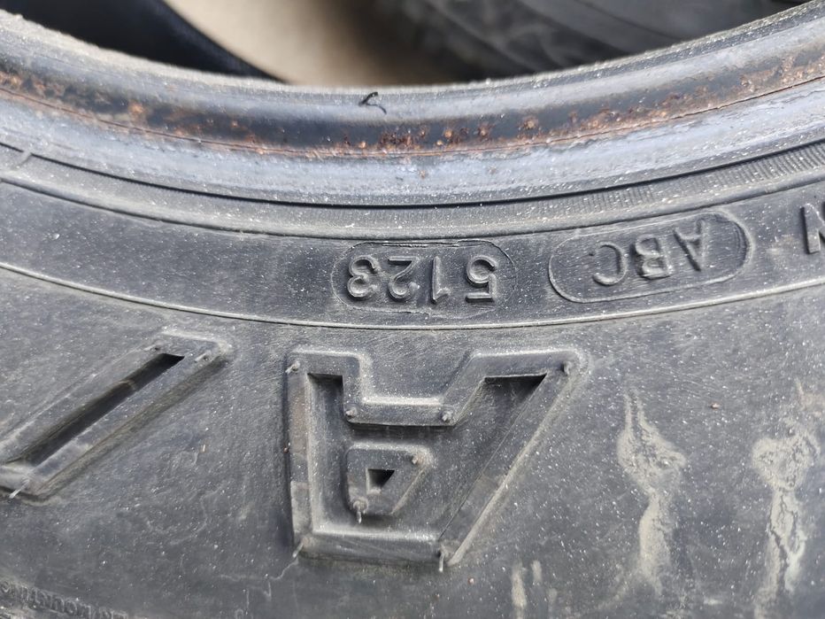 Шины срочно продам