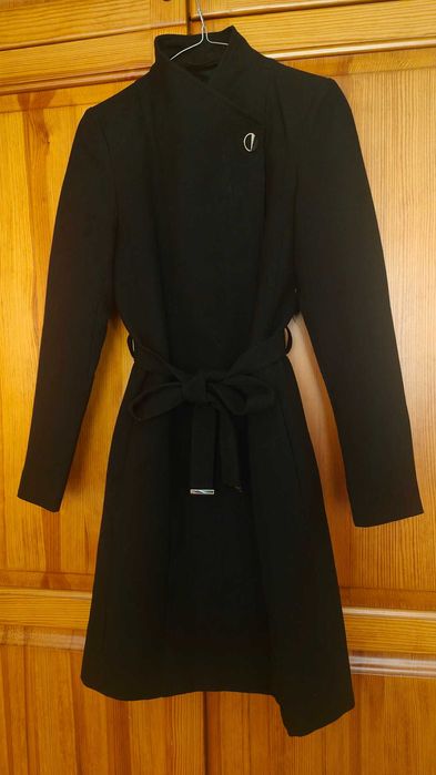 MOHITO пролетно палто