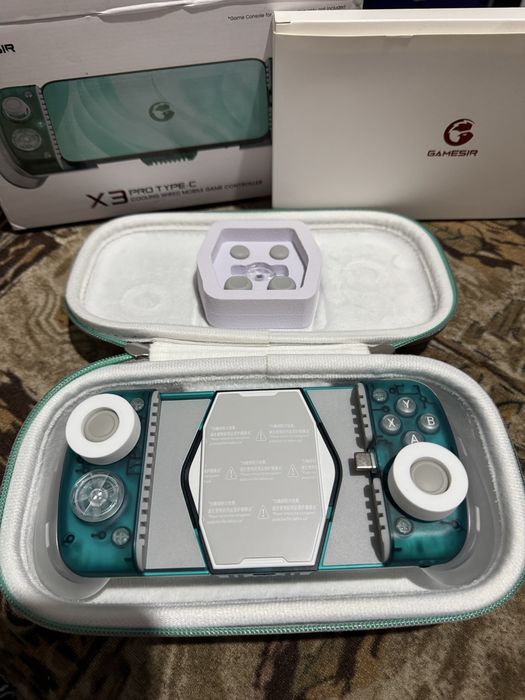 Игровой контроллер для смартфонов: GAMESIR X3 PRO