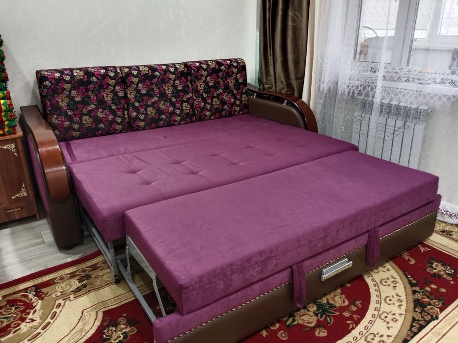 Продам диван раздвижной