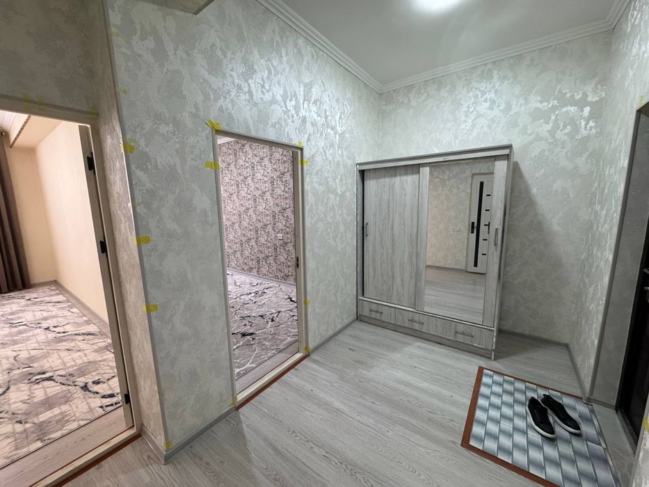 1 xona 2 xona qilingan uy sotiladi