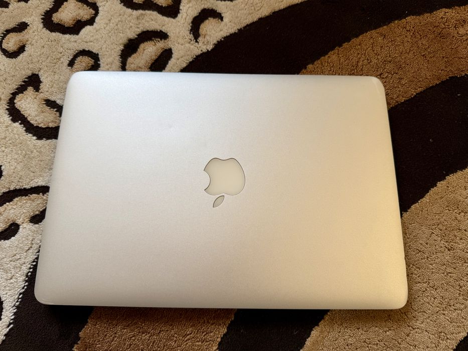 Macbook Pro 13 2015 года