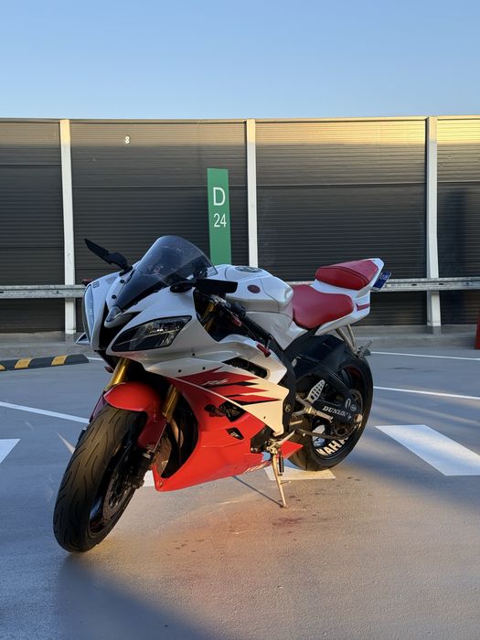 Yamaha YZF R6 rj11