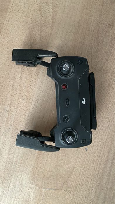Дрон DJI SPARK поломанный