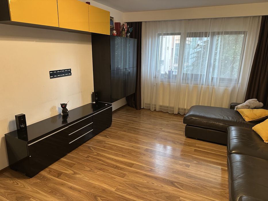 Inchiriez Apartament 4 camere Rovine (Penny) etj 2/4