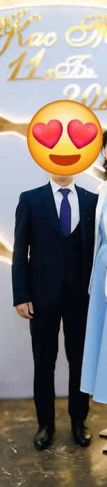 Продоется тройка почти новый