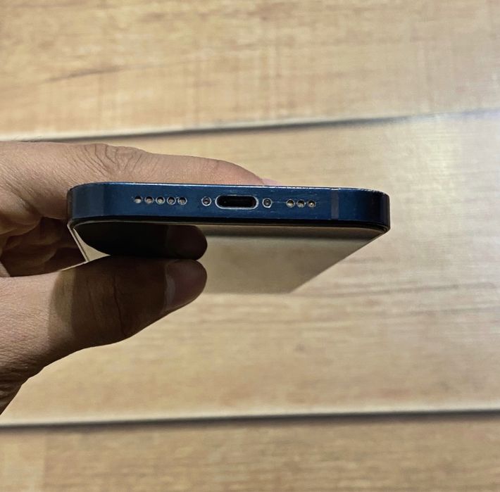 iPhone 13 128 GB 80 AKB