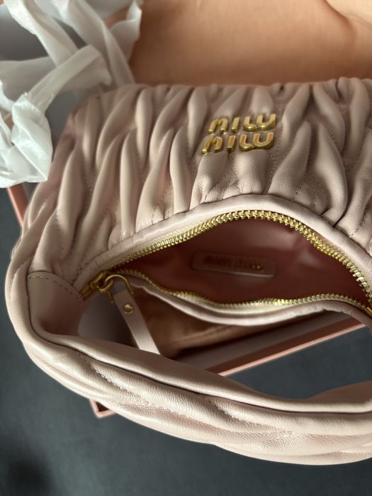 Geanta Miu Miu pink