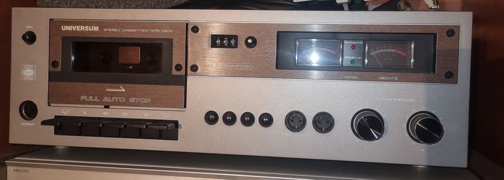 Amplificatoare,boxe,deck casetofon magnetofon lampi