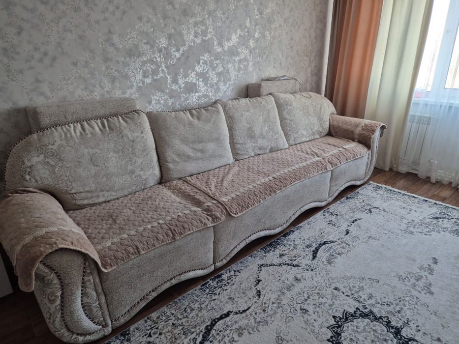 Продам диван срочно!