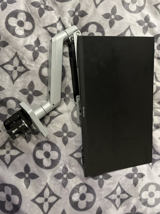 Продам кронштейн DEXP