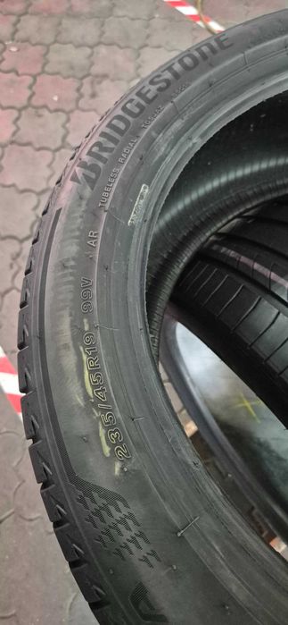 anvelope 235/45/19 Bridgestone