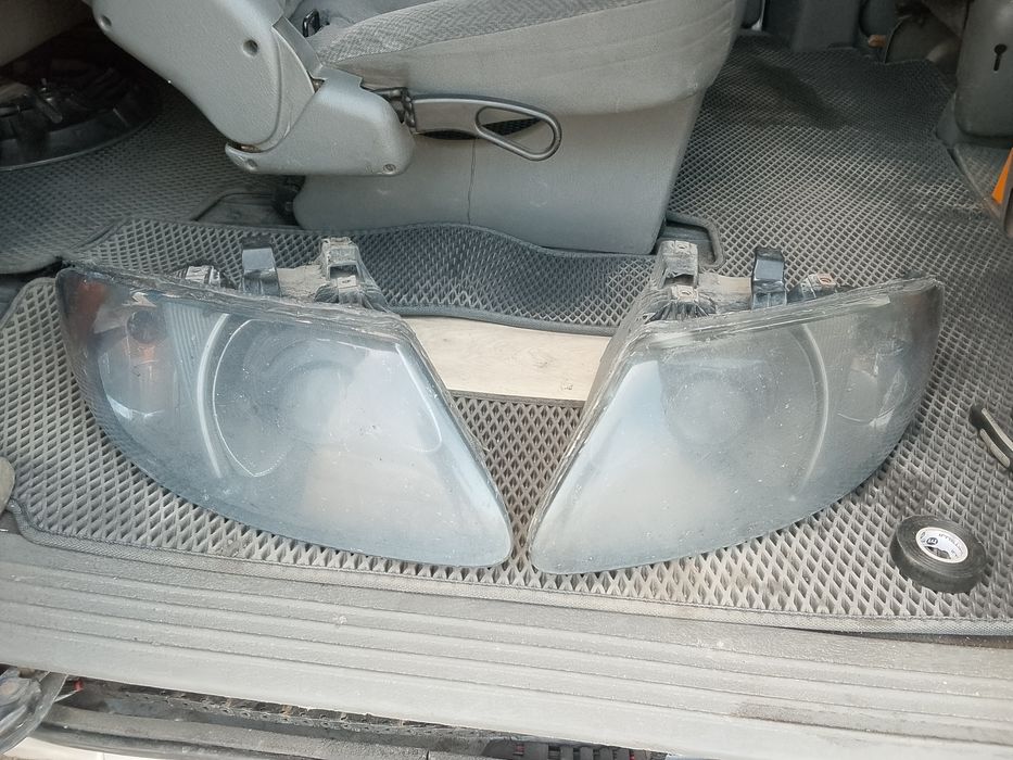 Додж караван фары