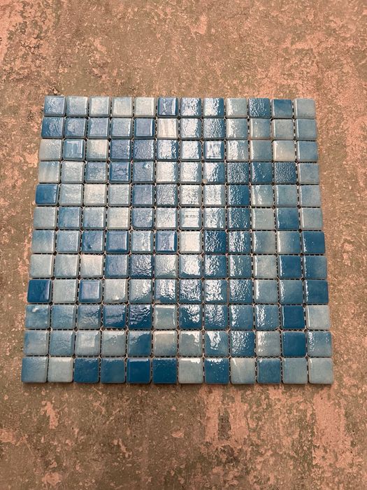 Мозайка майолика для бассейна