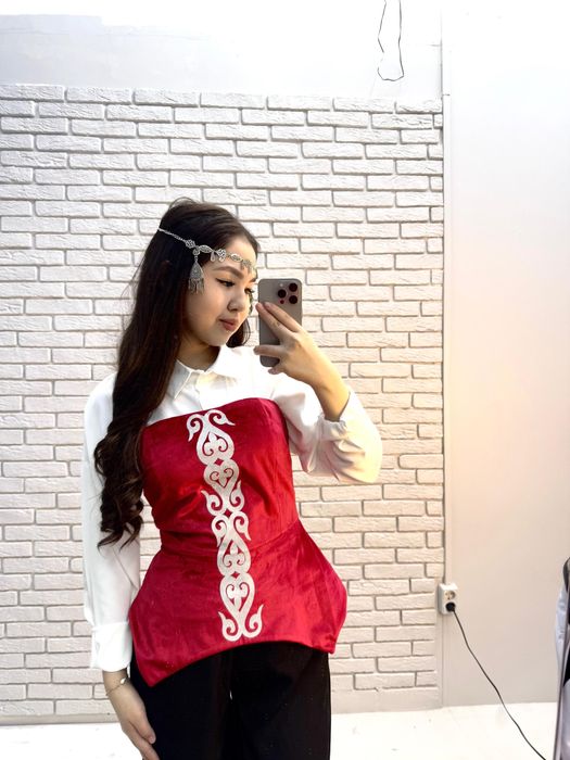 Национальный жилет