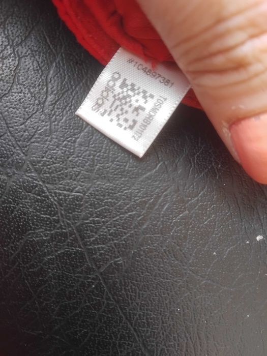 ADIDAS 100% оригинална шапка с козирка