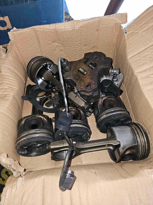 Piston BMW 3.0 Pistoane BMW 3.0 Biela BMW 3.0 AX came fulie