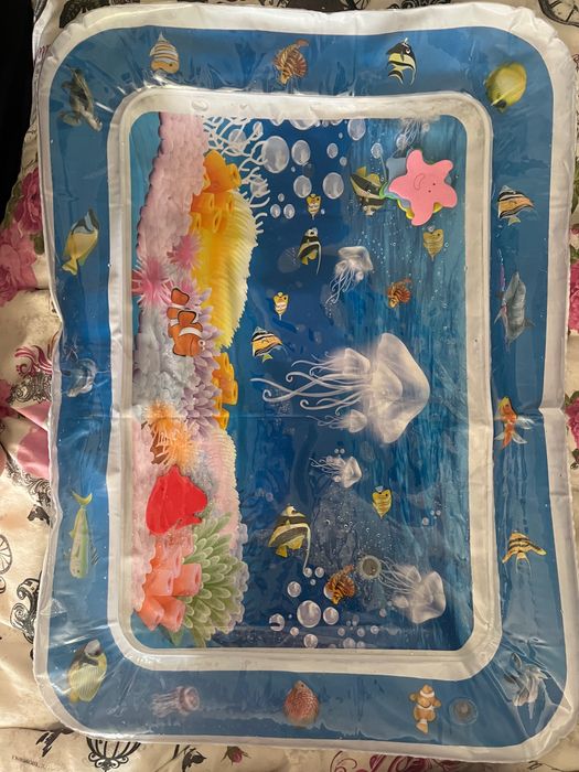 Водно надуваемо килимче